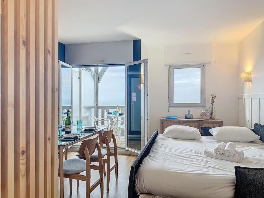 Seaside Serenity Yourhosthelper Appartement *